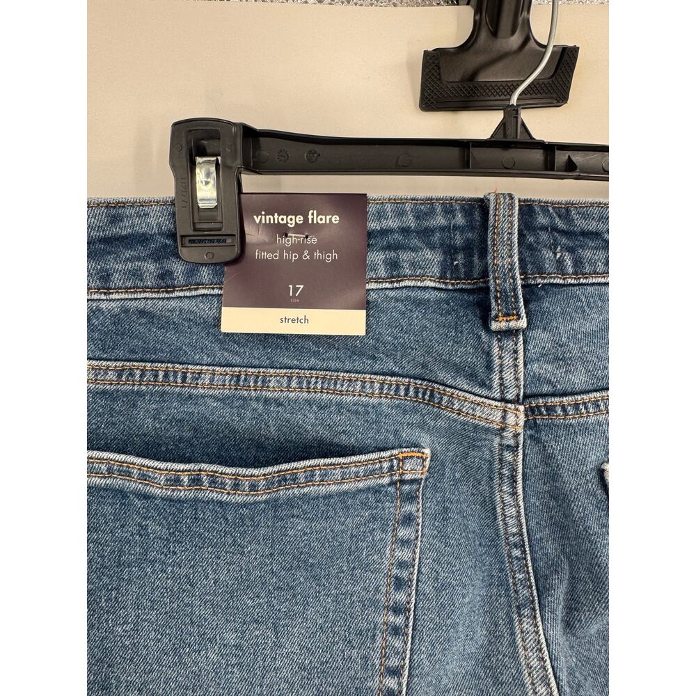 Ava & Viv High Rise Flare Jeans Medium Wash Stretch Denim Plus Women Size 17 NWT - Picture 4 of 8